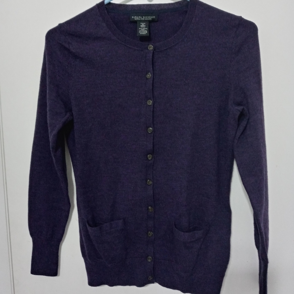 Banana Republic Merino Wool blend Button Down long sleeve Cardigan Sweater SP